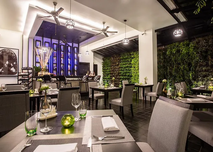 Monthara Angkor Hotel 4*