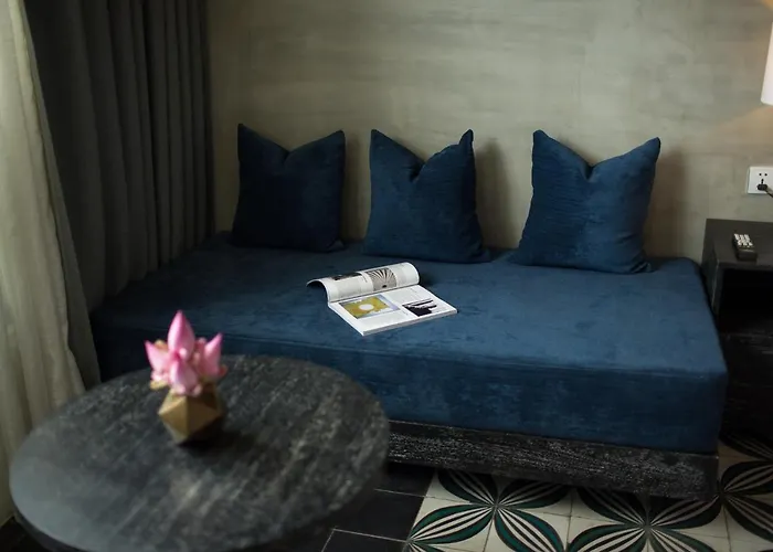 Monthara Angkor Hotel 4*
